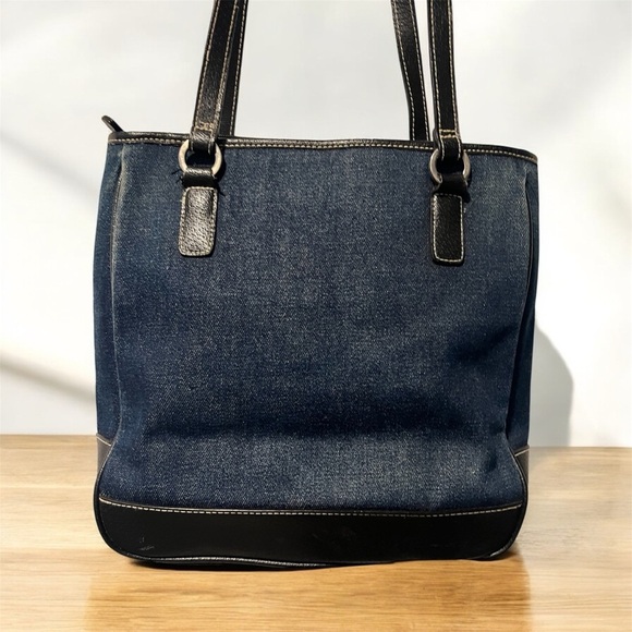 Dark Blue Denim Baguette Bag with Dark Brown Leather Straps – Pre-Owned - Picture 2 of 7